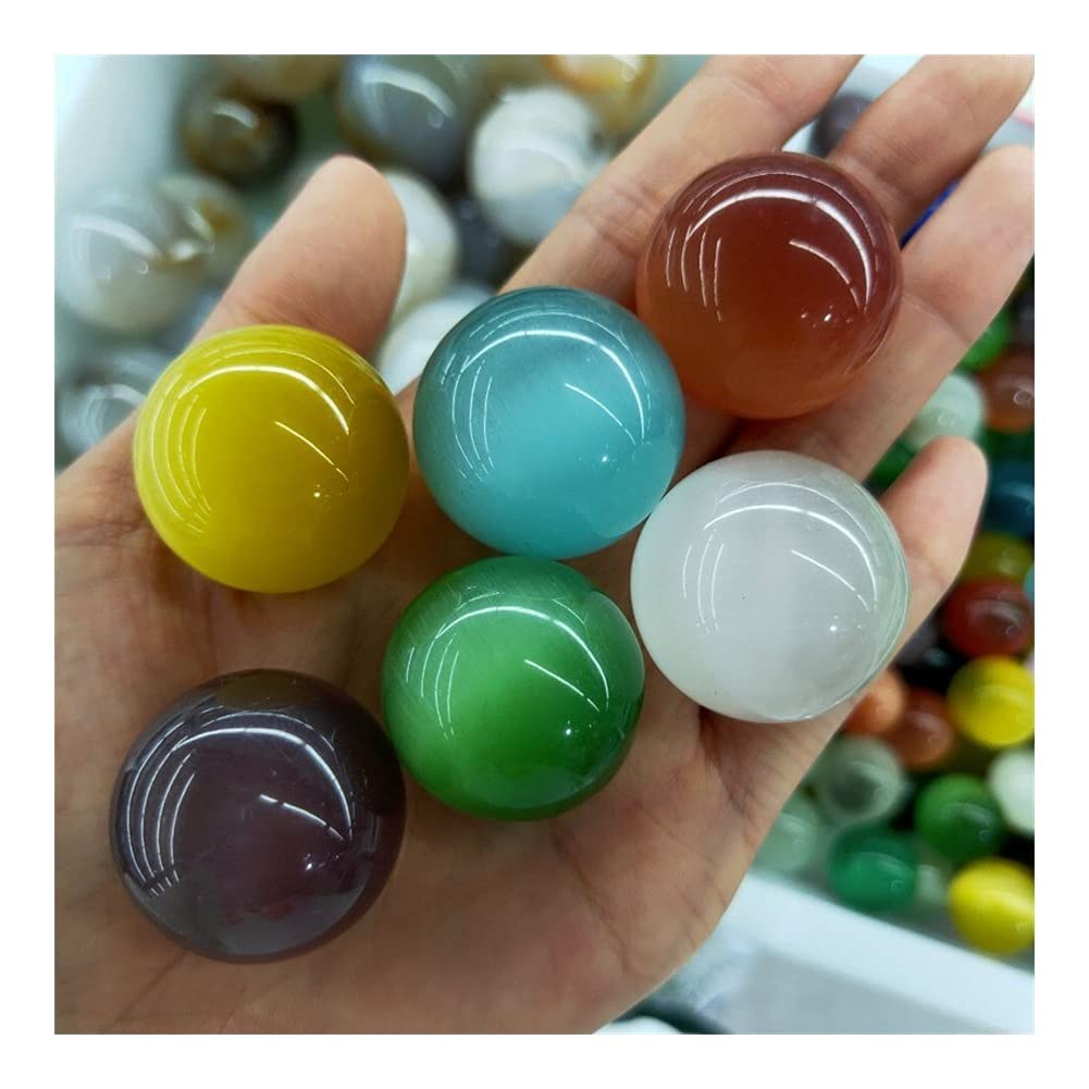 Katzenauge &amp; Kristallzauber: Entdecke magische Momente bei CrystalScents