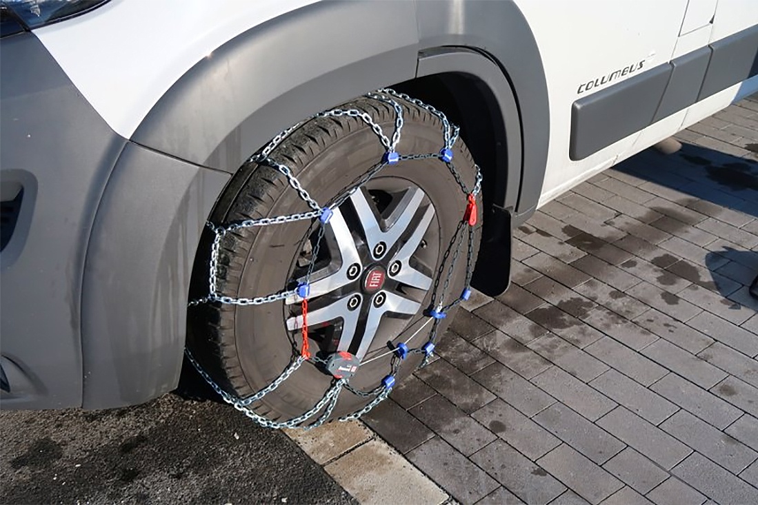 Die ideale Kombination: Schneeketten für SUV mit Selbstspannung und einfachem Anlegen