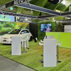 messe-stand-barhocker-mieten-mit-stehtischen-1024x1024-1