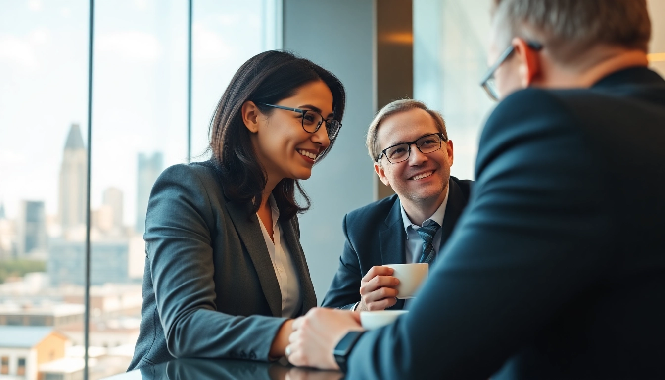 Headhunter Schweiz berät Kandidaten in einem modernen Setting über Karrieremöglichkeiten.